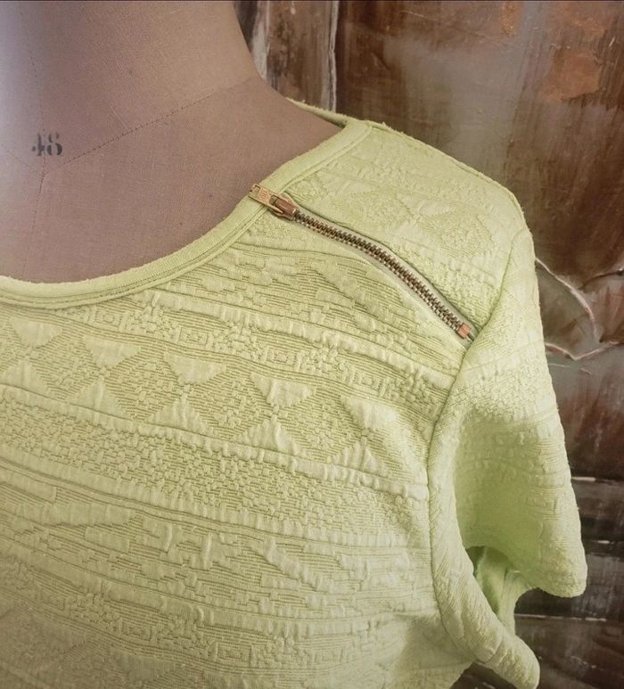 Tee-shirt taille 46 - photo numéro 3