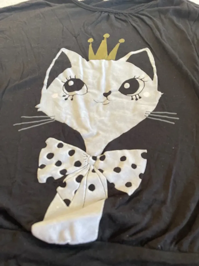 Tee shirt H&M 6-8 ans - photo numéro 3