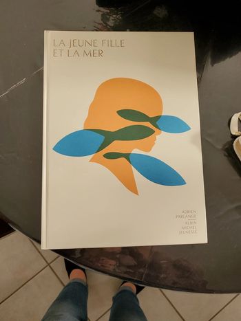 La jeune fille et la mer