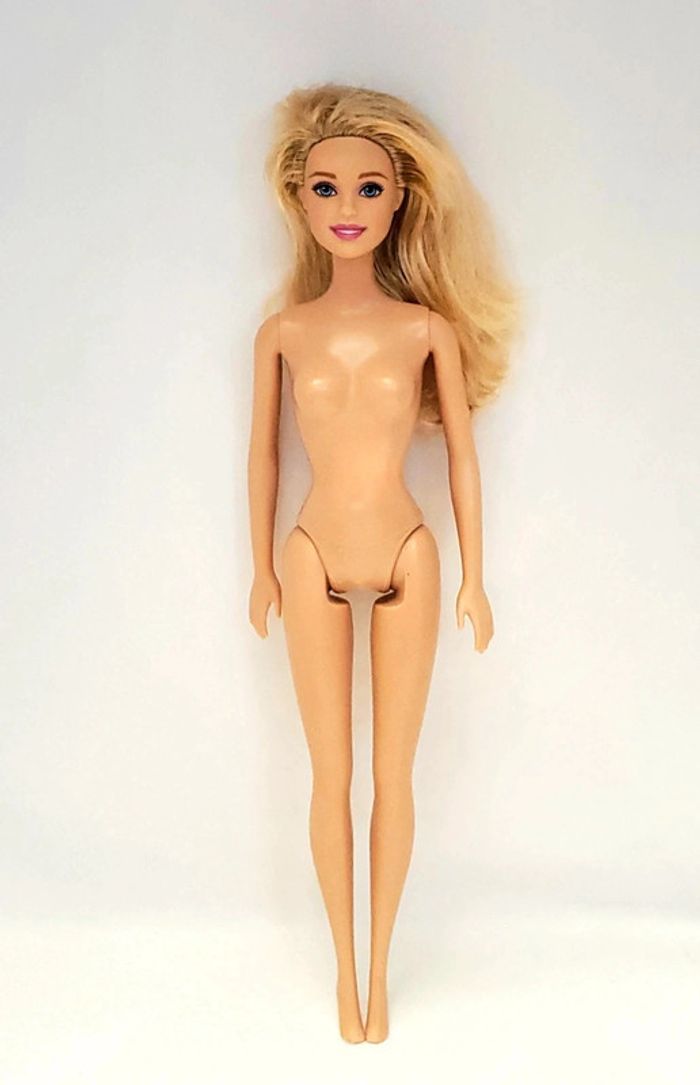 Lot de 3 poupée Barbie jambes et bras fixes - photo numéro 11