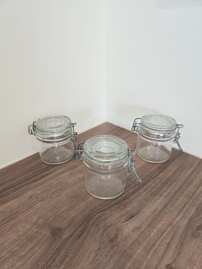 Lot de 3 petits bocaux en verre. - photo numéro 1