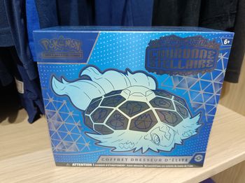 Pokemon etb couronne stellaire  avec défaut de scellage  voir dernière photo