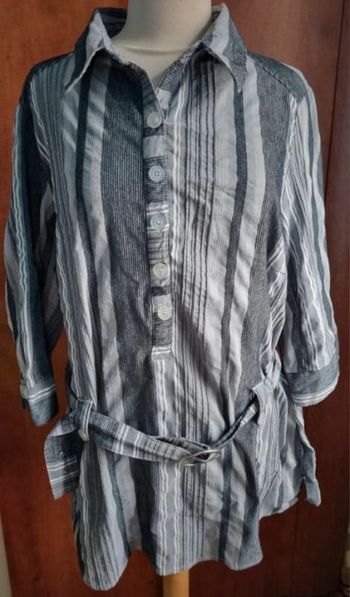 Blouse à rayures couleur jeans taille 52