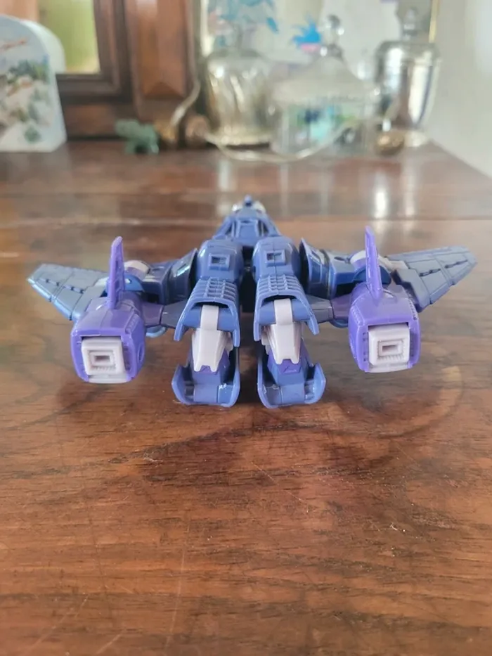 Vends transormers cyclonus hasbro 2009 - photo numéro 8