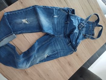 Salopette en jean de grossesse Kiabi taille 38