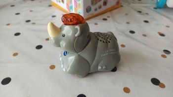 Tut Tut animo rhinocéros