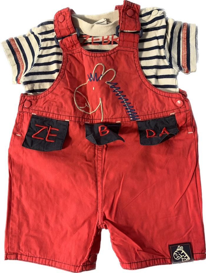 Ensemble Zébra salopette rouge et maillot zébré 1 mois