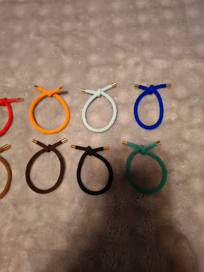 Élastiques ou bracelets - photo numéro 3