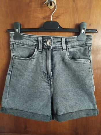 🖤 Short - Gémo - 10 ans 🖤
