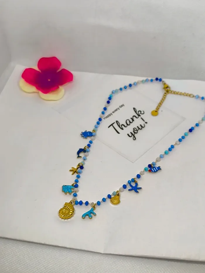 Collier doré et bleu avec perles de cristal et breloques de la mer - photo numéro 7