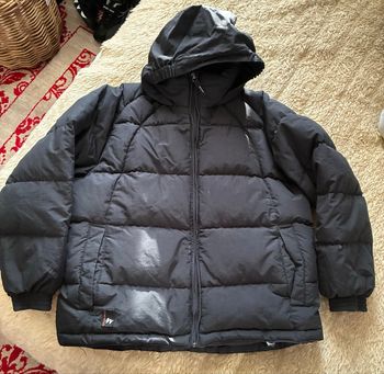 Doudoune Queschua noire 10 ans