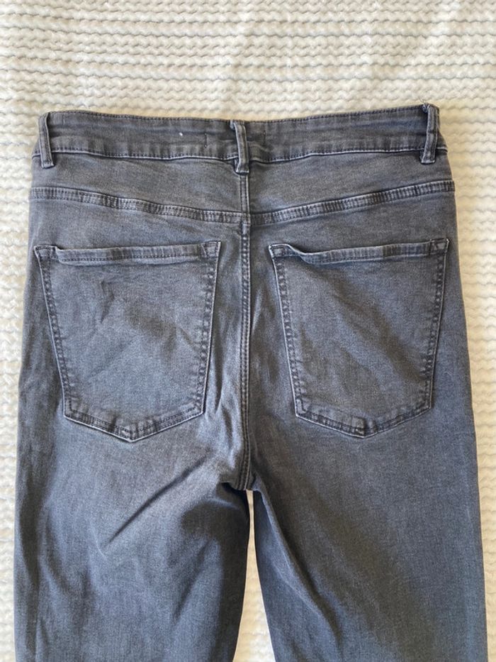 Lot de 2 Jeans / Taille 42 - photo numéro 11