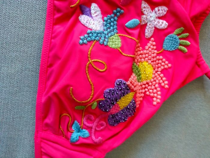 Haut de bikini brodé - Goldenpoint - Taille 80 : équiv. bonnet B/C, 90B FR – Neuf avec étiquette - photo numéro 6
