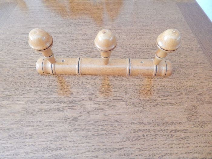 Porte-manteau en bois 35 cm