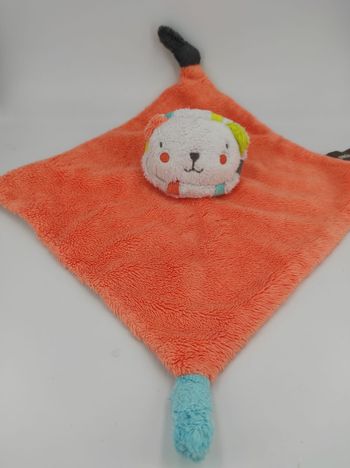 Doudou Plat Lion Orange Orchestra