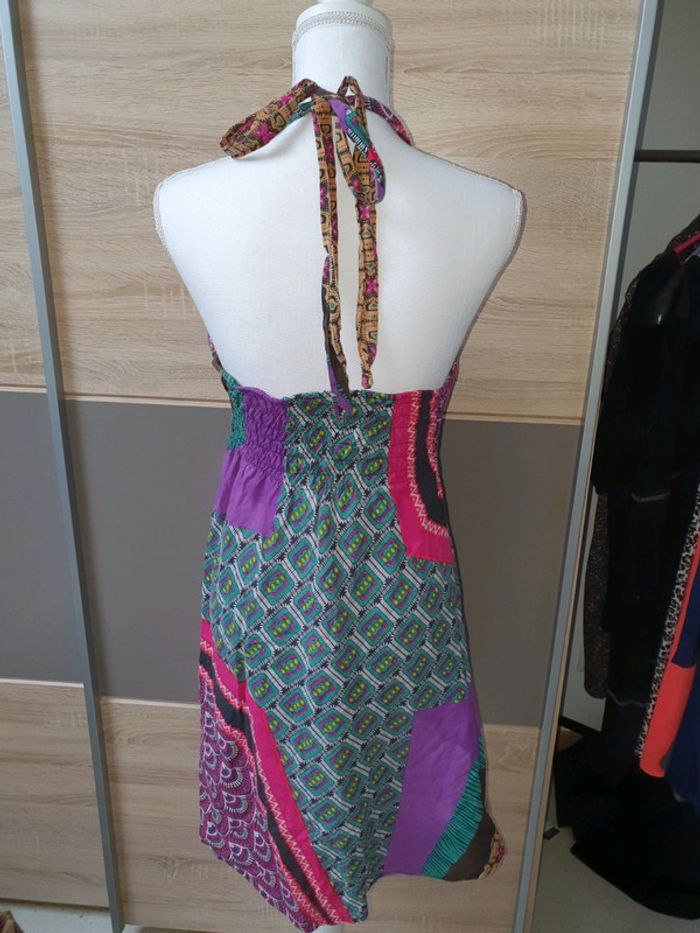 Robe dos nu - photo numéro 3