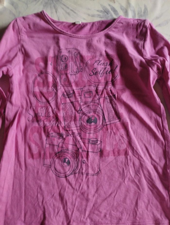 T-shirt taille 4ans - photo numéro 2