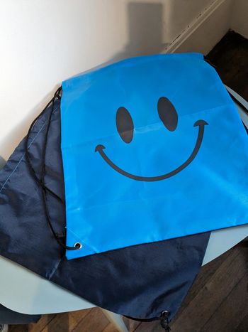 Sac à dos smiley bleu