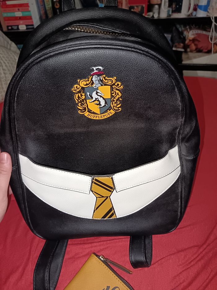 Sac à dos hufflepuff avec sa pochette - photo numéro 2
