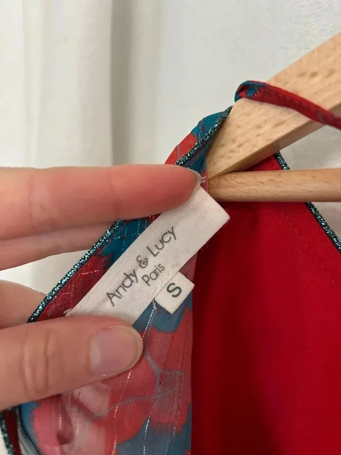 Blouse rouge et bleu - photo numéro 4