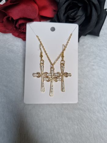 Ensemble bijoux pendentif doré