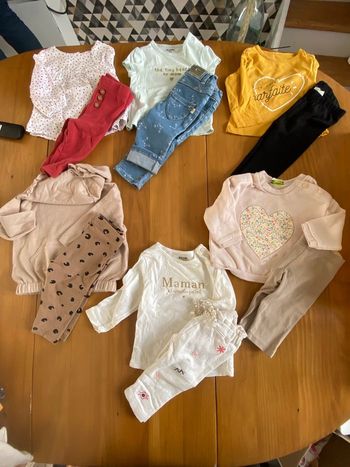 Lots vêtements bébé