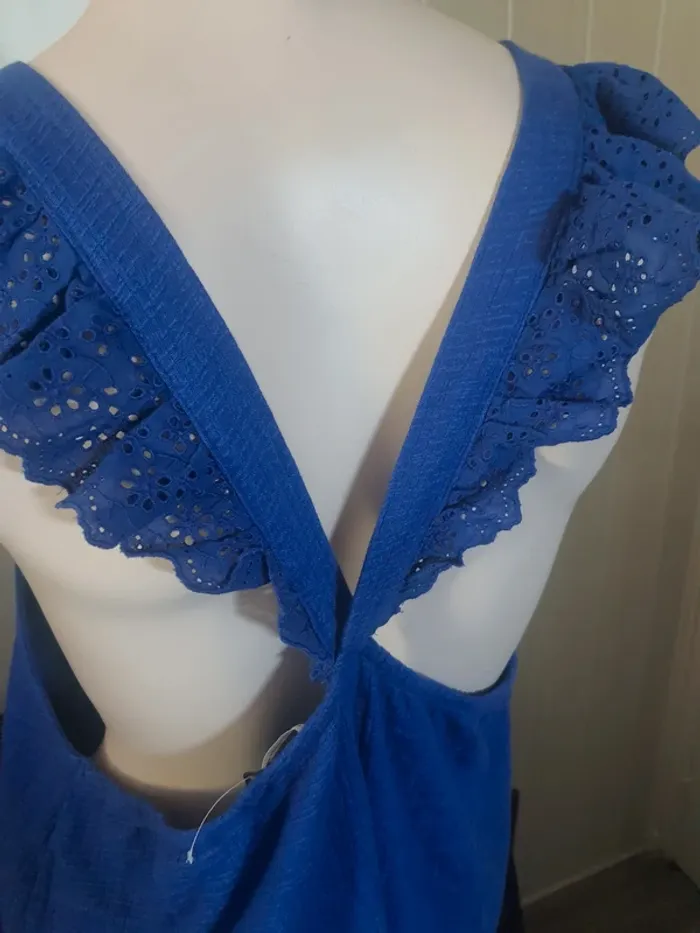 Robe volants dos 44 - photo numéro 2