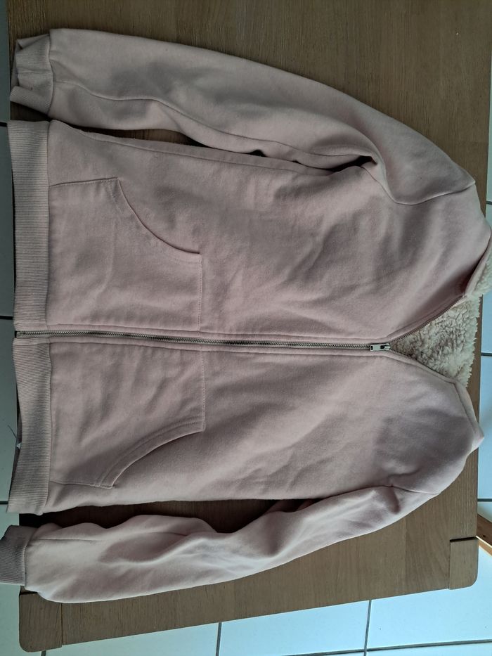 Gilet â capuche bien chaud  rose