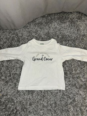 Tee shirt