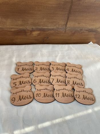 Carte étape bébé en bois ourson 