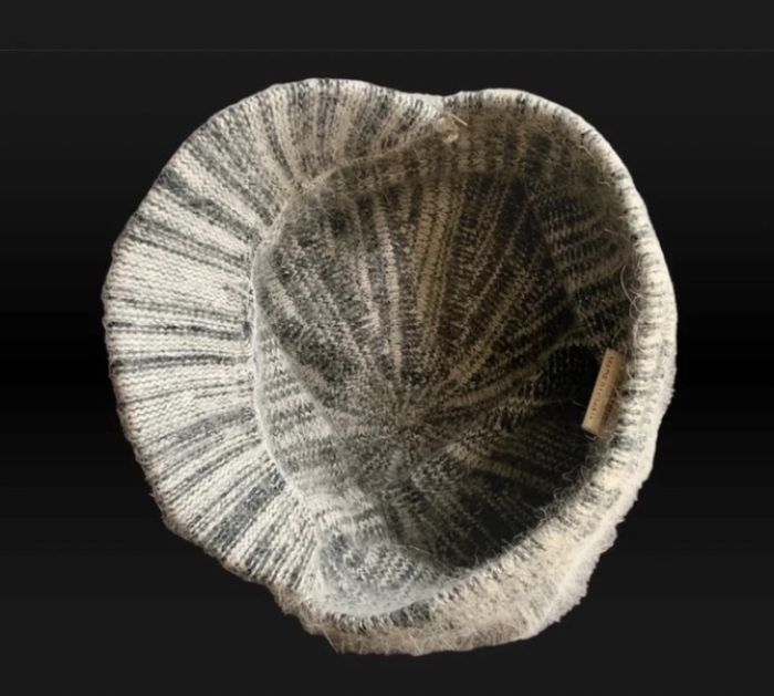 Casquette  femme laine d’angora - photo numéro 3