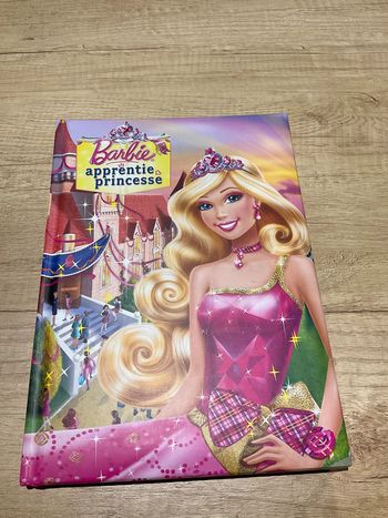 Livre Barbie  / Barbie apprentie Princesse