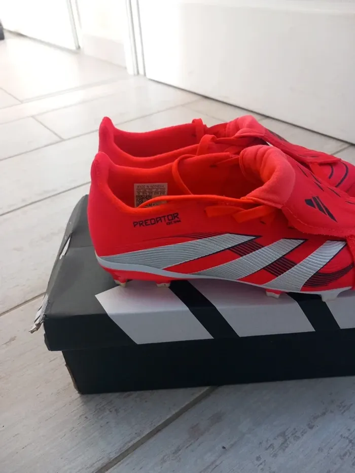 Crampons adidas predator 35 - photo numéro 2