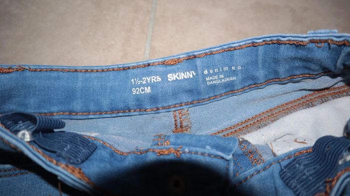 Lot 3 pantalons 18 mois - photo numéro 4