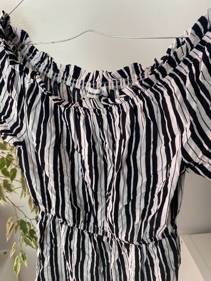 Robe courte col élastique rayée - photo numéro 2