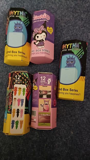 Lot 5 figurines adhésif décoratif écran