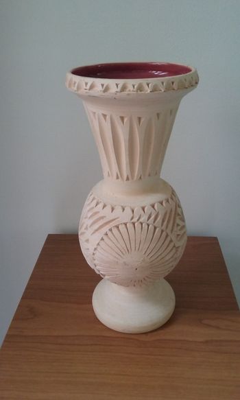 vase décor ciselé