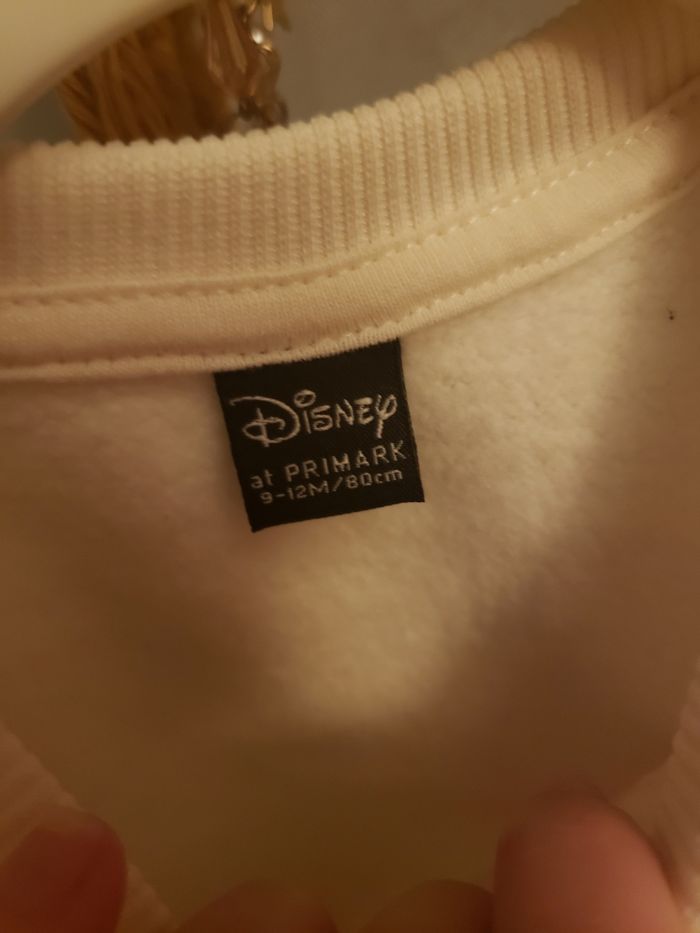 Pull 🎀 Disney × Primark 9-12 mois 3€ - photo numéro 3
