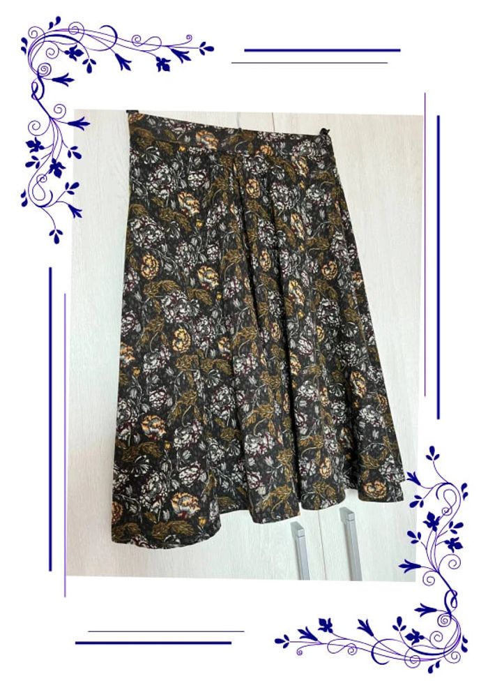 Superbe jupe Yessica taille S