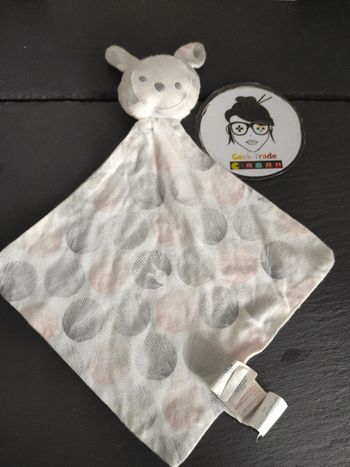 Lapin Obaibi Blanc Rond Gris Rose doudou plat mouchoir  #geektradedoudou