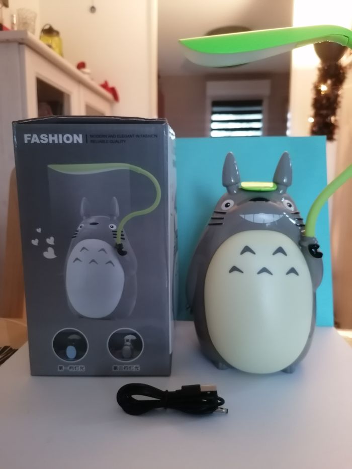 Lampe Totoro  XL Led neuve feuille - photo numéro 4