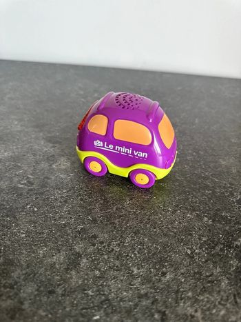 Tut tut Erwan le mini van vtech