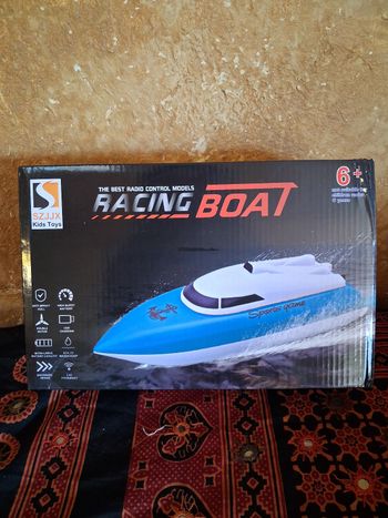 Racing boat bateau télécommandé 