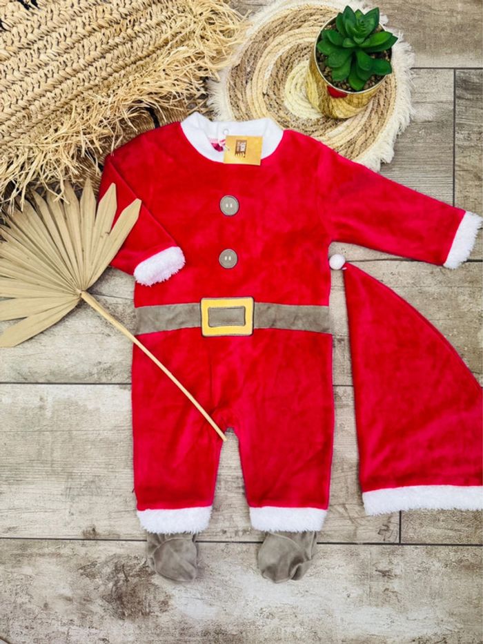 🎄Tenue de Noël + Bonnet Neuf avec étiquette 12mois🎁