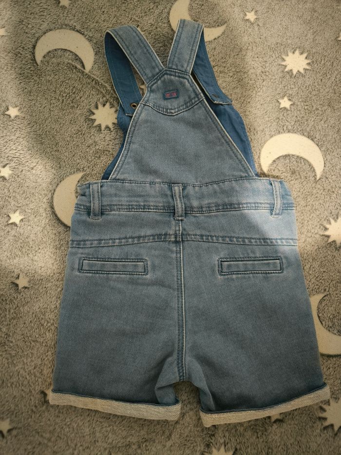 Salopette en jeans - photo numéro 2