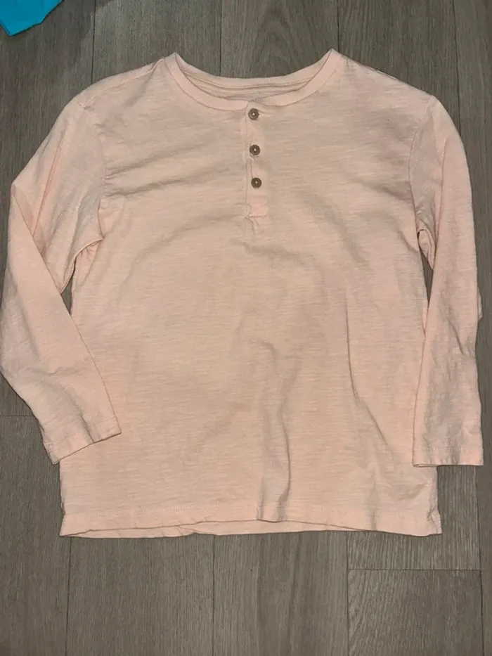 Tee shirt