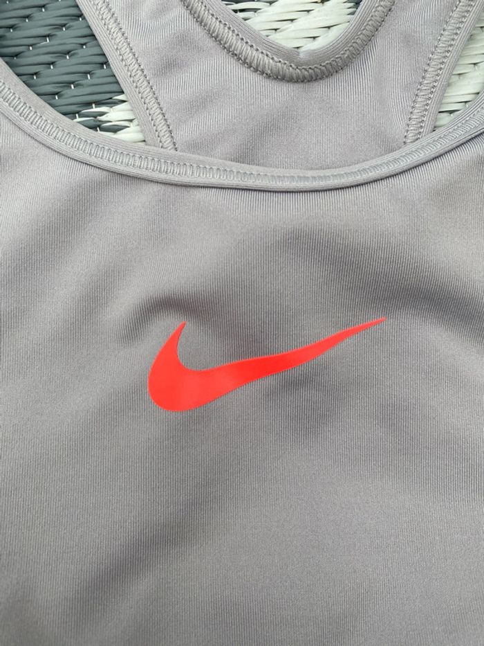 Brassière nike S - photo numéro 2