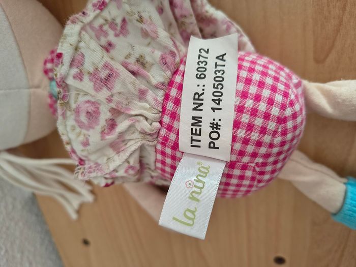 Poupée peluche la Nina enfant fille bébé - photo numéro 3