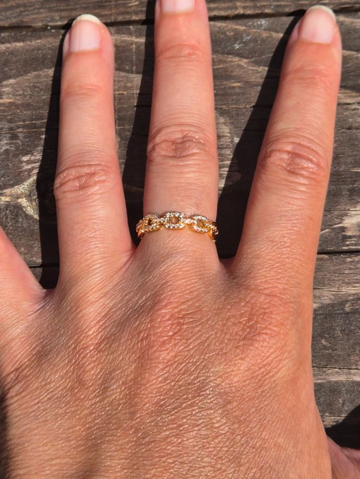 Jolie bague ajustable en acier doré et strass - photo numéro 4