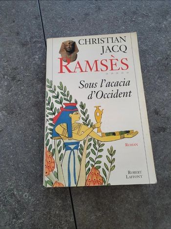 Sous l'acacia d'occident